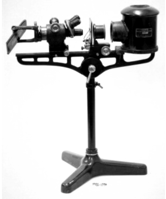 A close-up of a microscope
Description automatically generated with low confidence